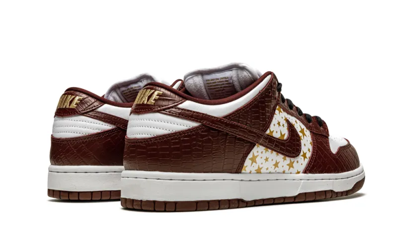 Nike Dunk SB Dunk Low 'Supreme - Stars - Barkroot Brown' 