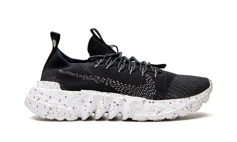 Nike Lifestyle Space Hippie 01