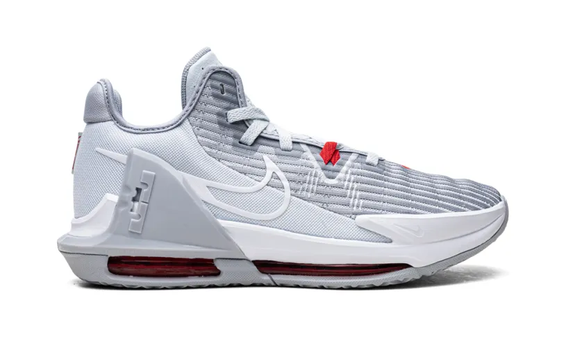 Nike Basketball LeBron Witness VI 