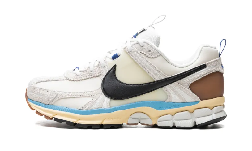 Nike Lifestyle Zoom Vomero 5 WMNS 'Design By Japan'