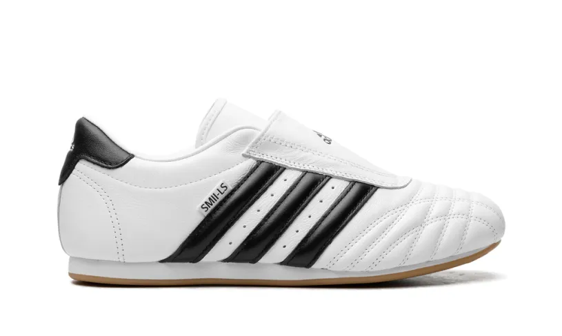 More Adidas Shoes Taekwondo WMNS 'Cloud White Core Black Gum' 