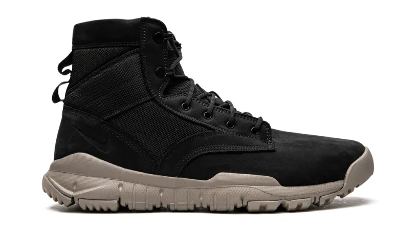 Nike Lifestyle SFB 6 Inch NSW Leather 