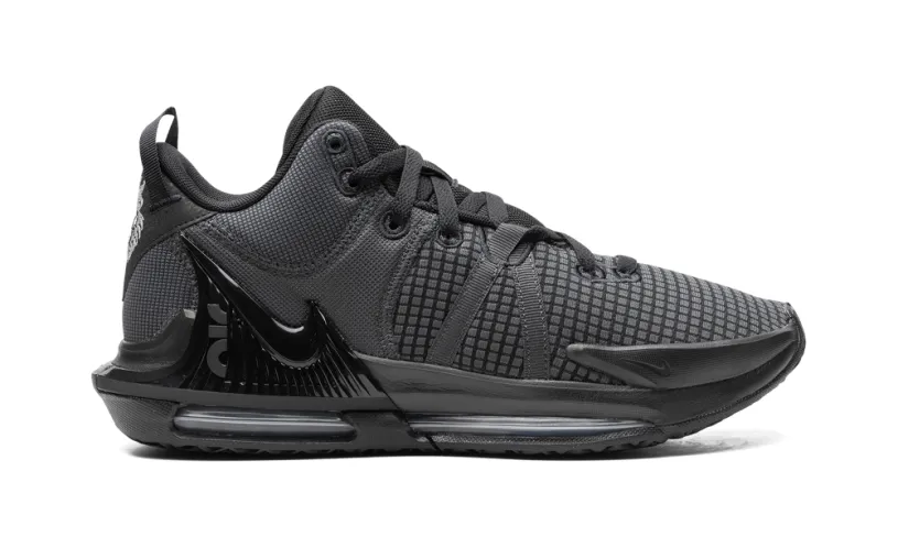 Nike Basketball LEBRON WITNESS 7 'Black' 