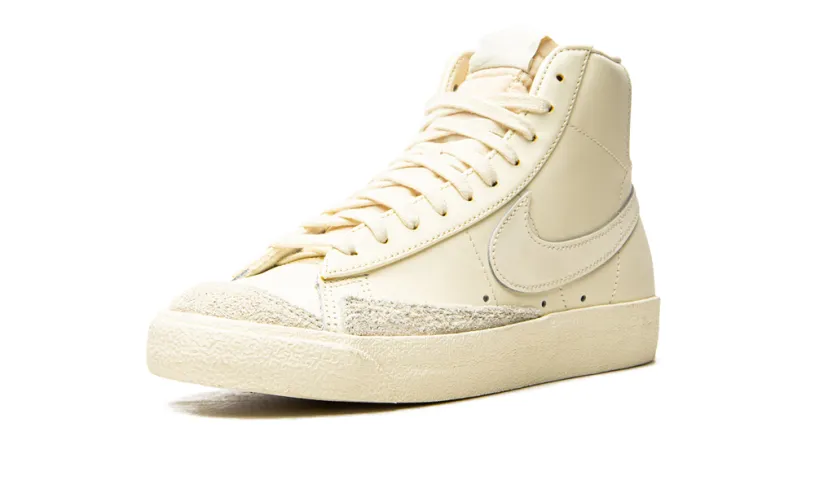 Nike Lifestyle BLAZER MID 77 MNS WMNS 'Coconut Milk' 