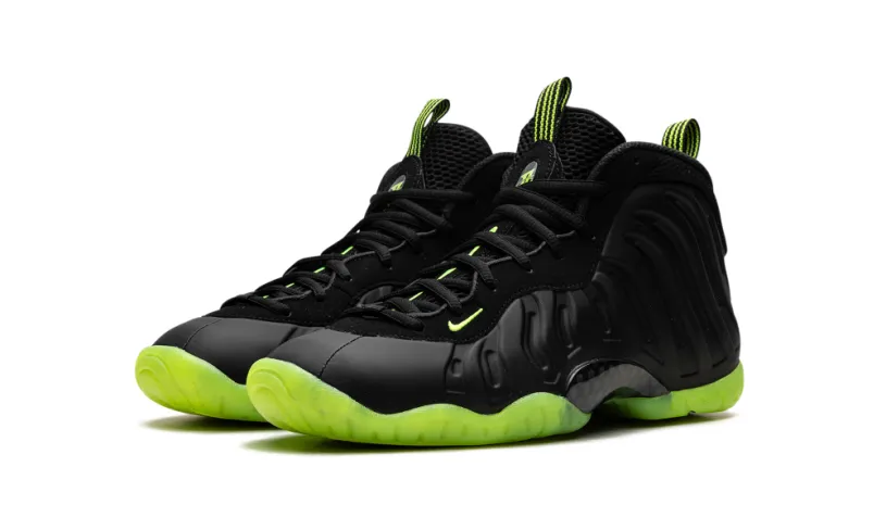Nike Basketball Little Posite One GS 'Black Volt' 