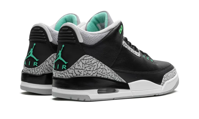 Air Jordan 3 Air Jordan 3 Retro 'Green Glow'