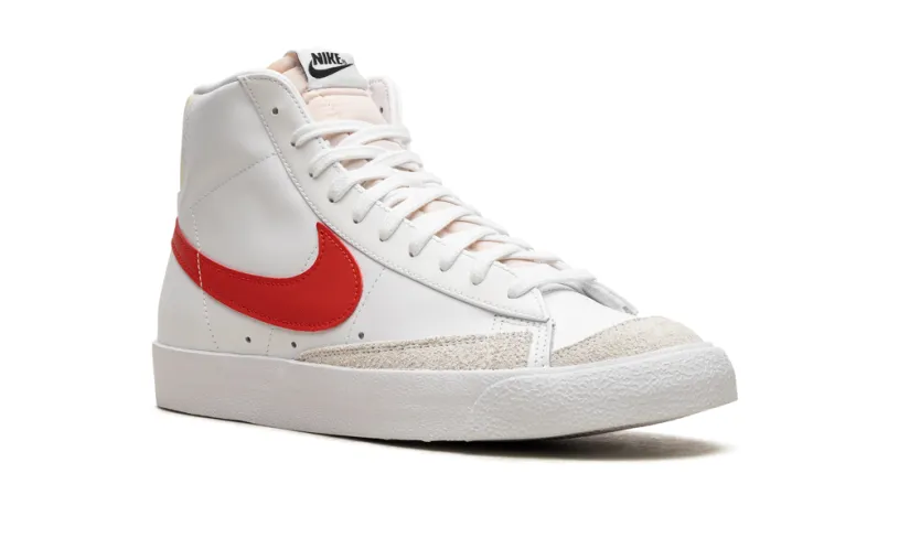 Nike Lifestyle Blazer Mid '77 Vintage 'White Picante Red' 
