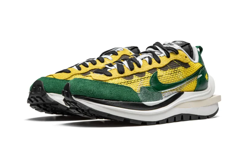 Nike Lifestyle VaporWaffle 'Sacai - Tour Yellow'