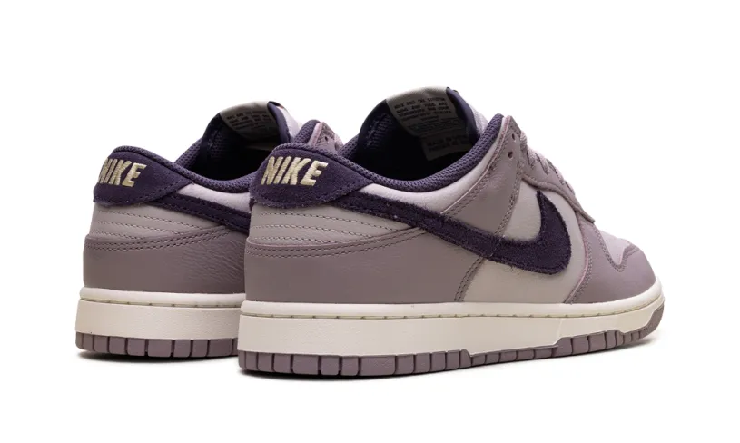Nike Dunk Dunk Low SE 'Light Violet Ore' 