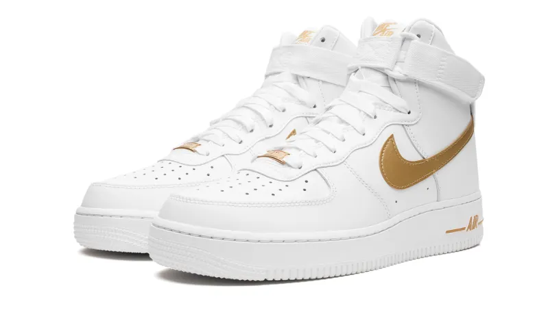 Nike Lifestyle AIR FORCE 1 WMNS 'White / Metallic Gold'
