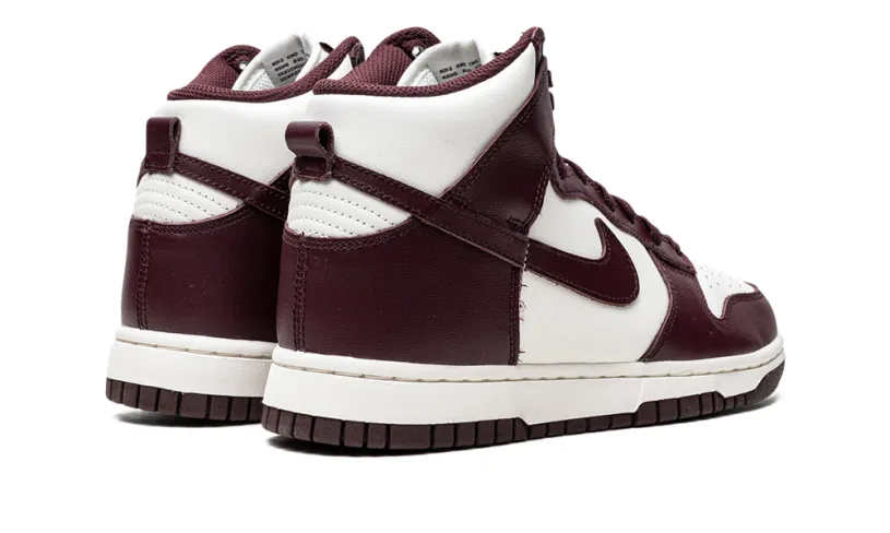 Nike Dunk DUNK HIGH WMNS 'Burgundy Crush' 