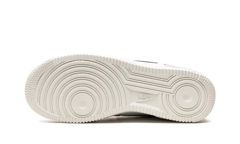 Nike Lifestyle AIR FORCE 1 LO '07 WMNS 