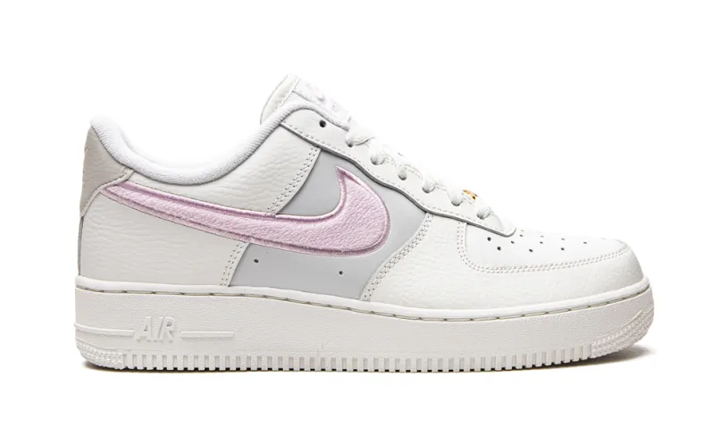 Nike Lifestyle AIR FORCE 1 07 WMNS 