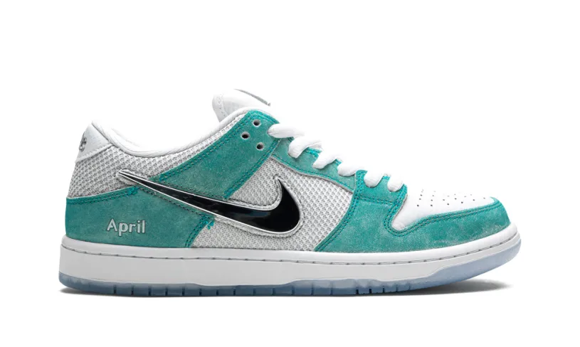 Nike SB SB Dunk Low Pro QS 'April Skateboards' 
