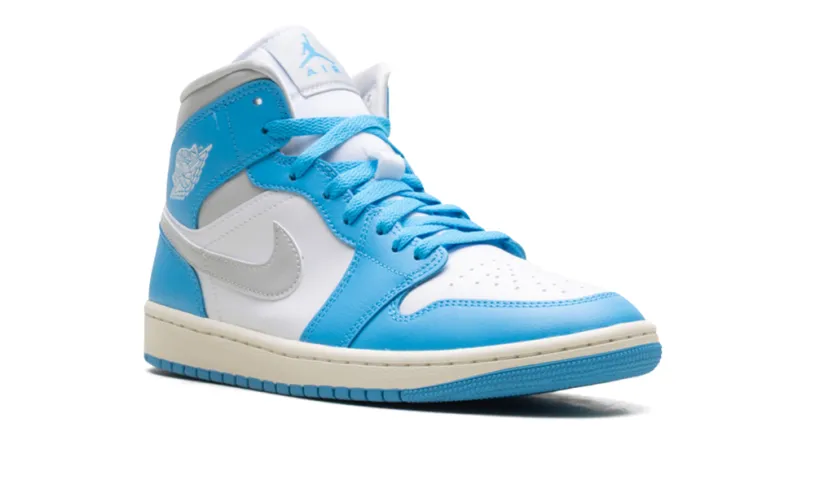 Air Jordan 1 Jordan 1 Mid WMNS 'Dark Powder Blue White Sail Neutral Grey' 