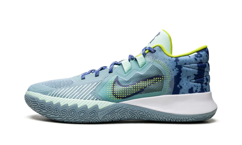Nike Basketball Kyrie Flytrap V
