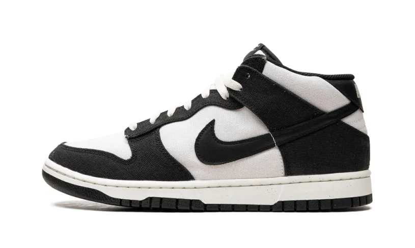 Nike Dunk Dunk Mid 'Black / White'