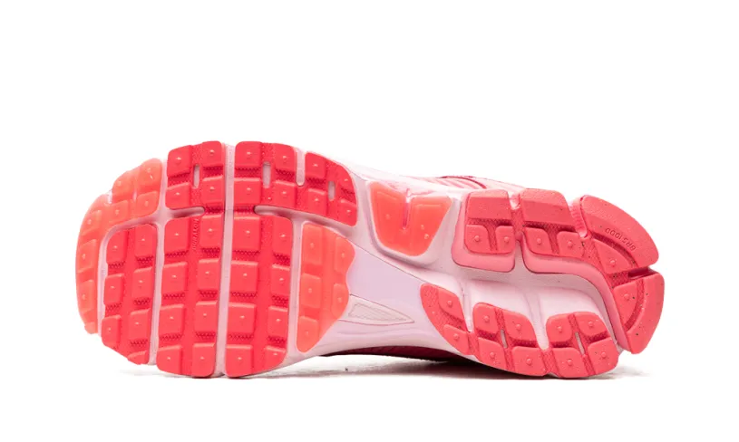 Nike Lifestyle ZOOM VOMERO 5 WMNS 'Triple Pink'