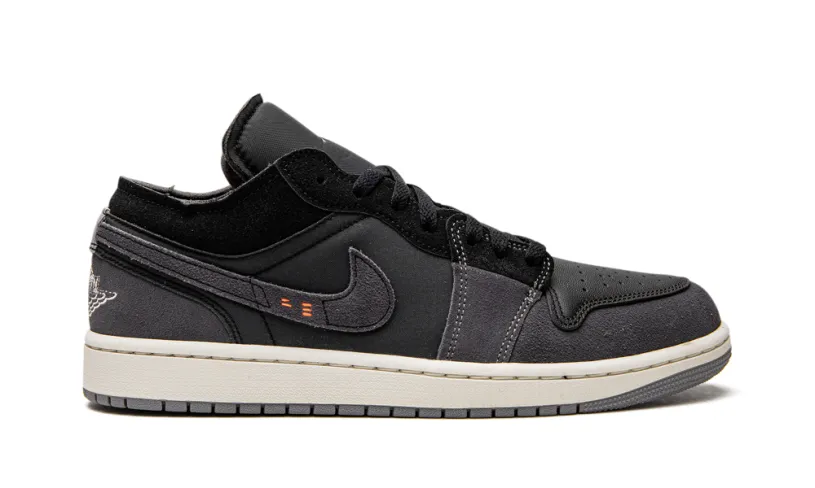 Air Jordan 1 Air Jordan 1 Low SE Craft 'Inside Out - Black'