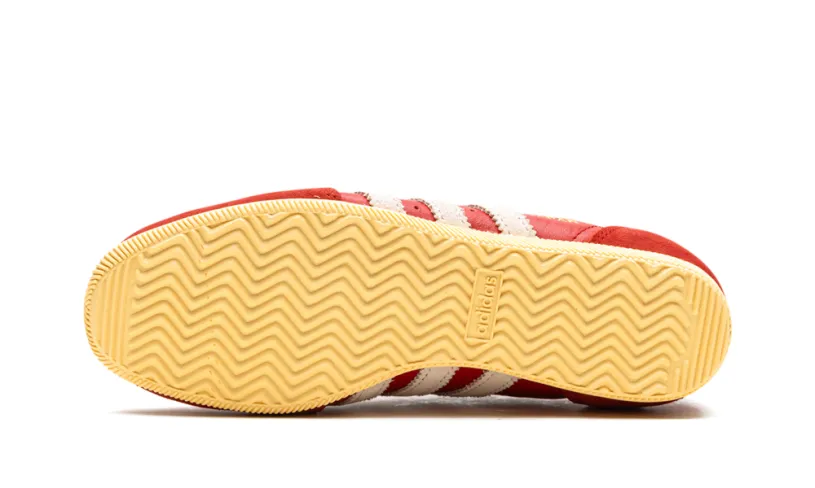 More Adidas Shoes Japan WMNS 'Better Scarlet Off White' 