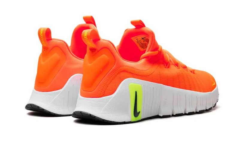 Nike Lifestyle Free Metcon 6 WMNS 'Orange' 