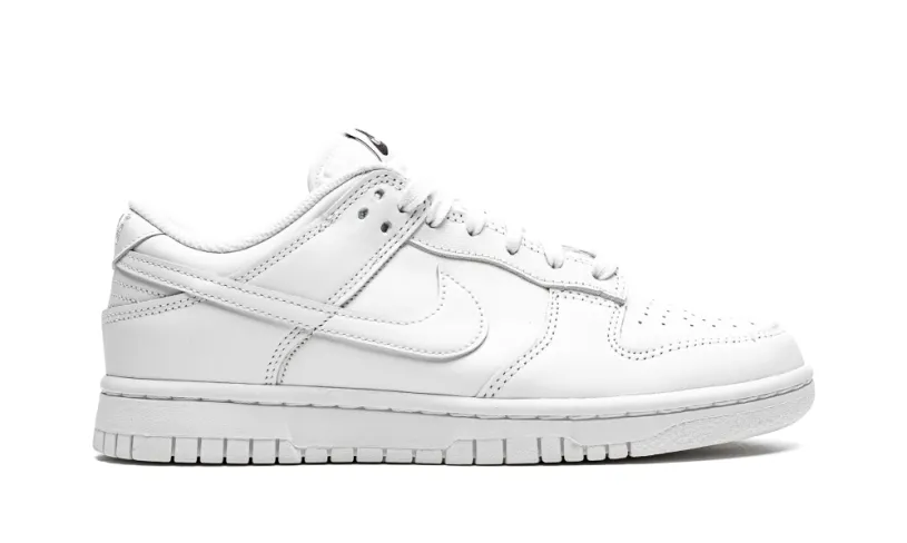 Nike Dunk DUNK LOW WMNS 'Triple White' 