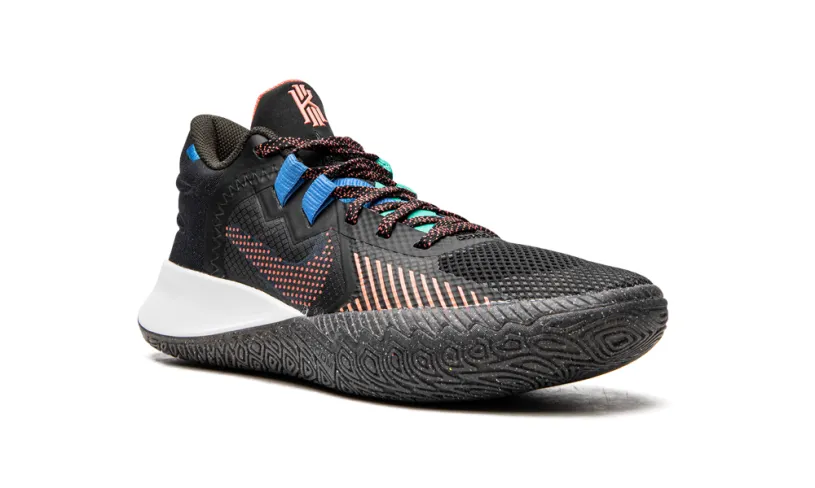 Nike Basketball Kyrie Flytrap V