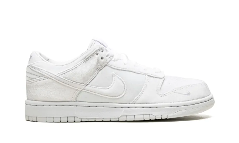 Nike Dunk Dunk Low 'Dove Street Market Triple White Velvet' 