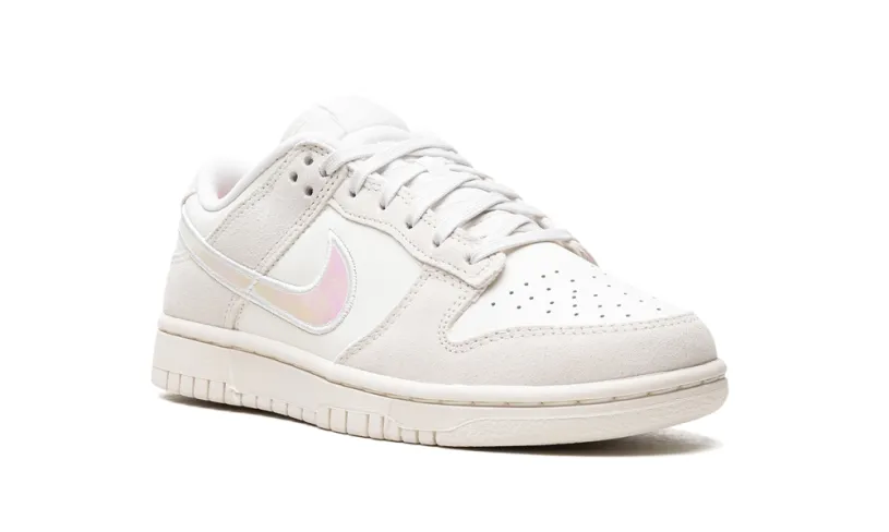 Nike Dunk DUNK LOW WMNS 'Ridescent Swoosh' 