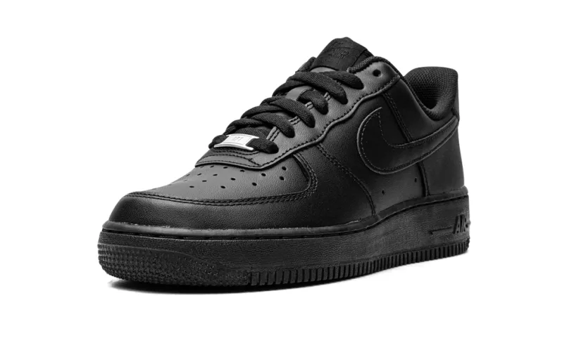 Nike Lifestyle AIR FORCE 1 LO '07 MNS WMNS 'Triple Black' 