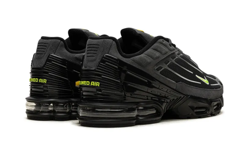 Nike Air Max AIR MAX PLUS III 'Black Volt' 