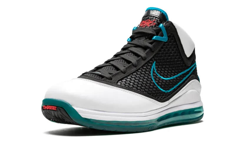 Nike Basketball Air Max Lebron 7 NFW 'Red Carpet' 