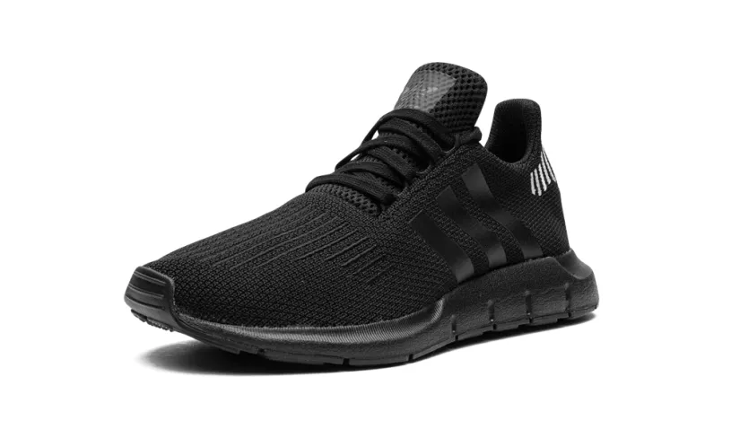 More Adidas Shoes Run Swift WMNS 'Core Black' 