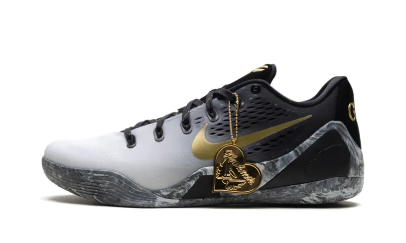 Nike Basketball Kobe 9 Elite Low EM Protro 'Mambacita'