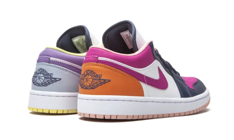 Air Jordan 1 AIR JORDAN 1 LO SE WMNS 'Mismatched Purple Magenta'