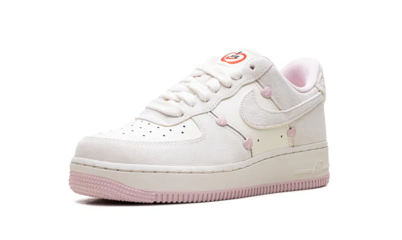 Nike Lifestyle Air Force 1 Low WMNS 'Valentine's Day' 