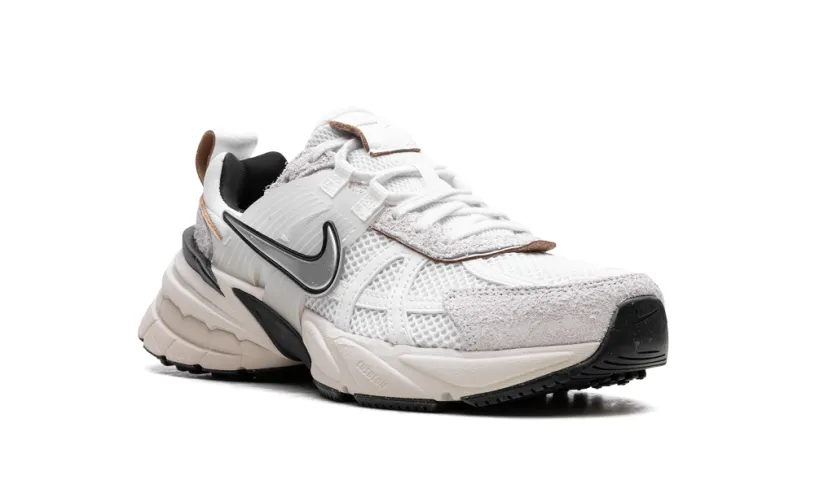 Nike Lifestyle V2K Run Wmns 'Summit White'