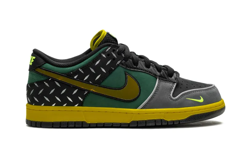 Nike Dunk Nike Dunk Low UO PREM 'What The Duck Home' 