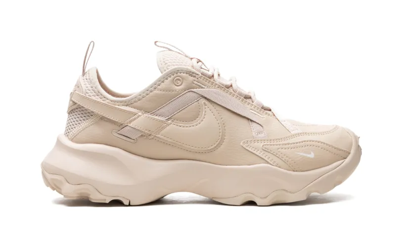 Nike Lifestyle TC 7900 Wmns 'Sand Drift' 