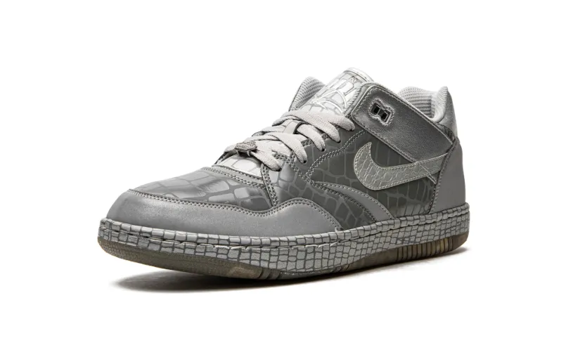 Nike Basketball Sky Force 88 Low LTR QS 