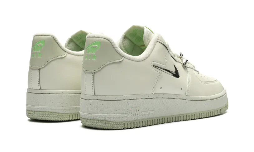 Nike Lifestyle Air Force 1 '07 Next Nature SE WMNS 'Liquid Metal' 