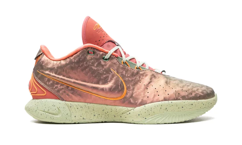 Nike Basketball LeBron 21 'Queen Conch' 