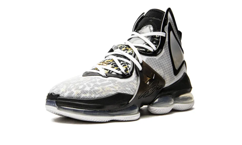 Nike Basketball LeBron 19 'Royalty' 