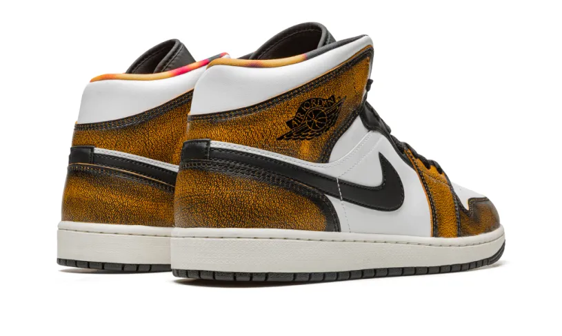 Air Jordan 1 Air Jordan 1 Mid SE 'Orange Wear Away' 