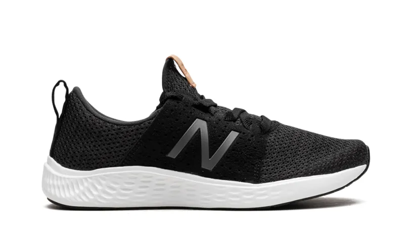 More New Balance Fresh Foam Sport V1 WMNS 'Black White' 