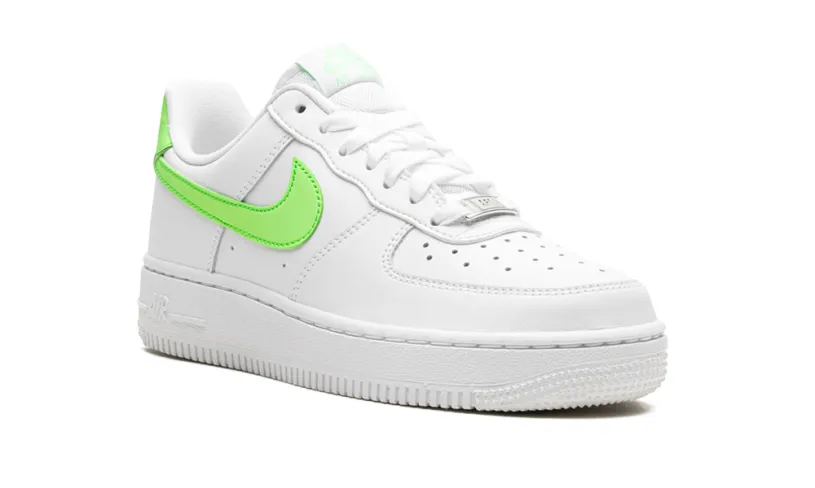 Nike Lifestyle AIR FORCE 1 '07 WMNS 'LIME GREEN' 