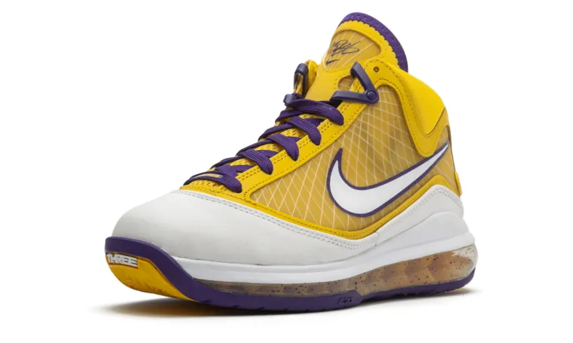 Nike Basketball Lebron VII (GS) QS 'Media Day'