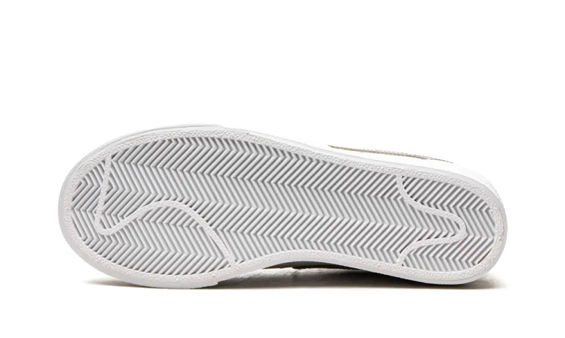 Nike Lifestyle BLAZER LO PLATFORM WMNS 