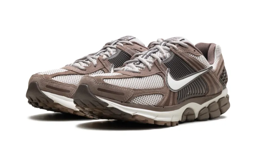 Nike Lifestyle Zoom Vomero 5 'Mink Brown' 