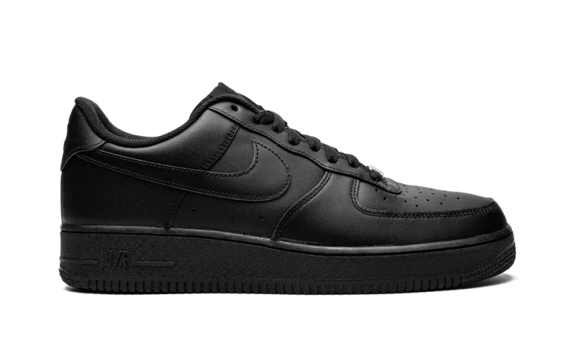 Nike Lifestyle Air Force 1 Low '07 'Triple Black' 